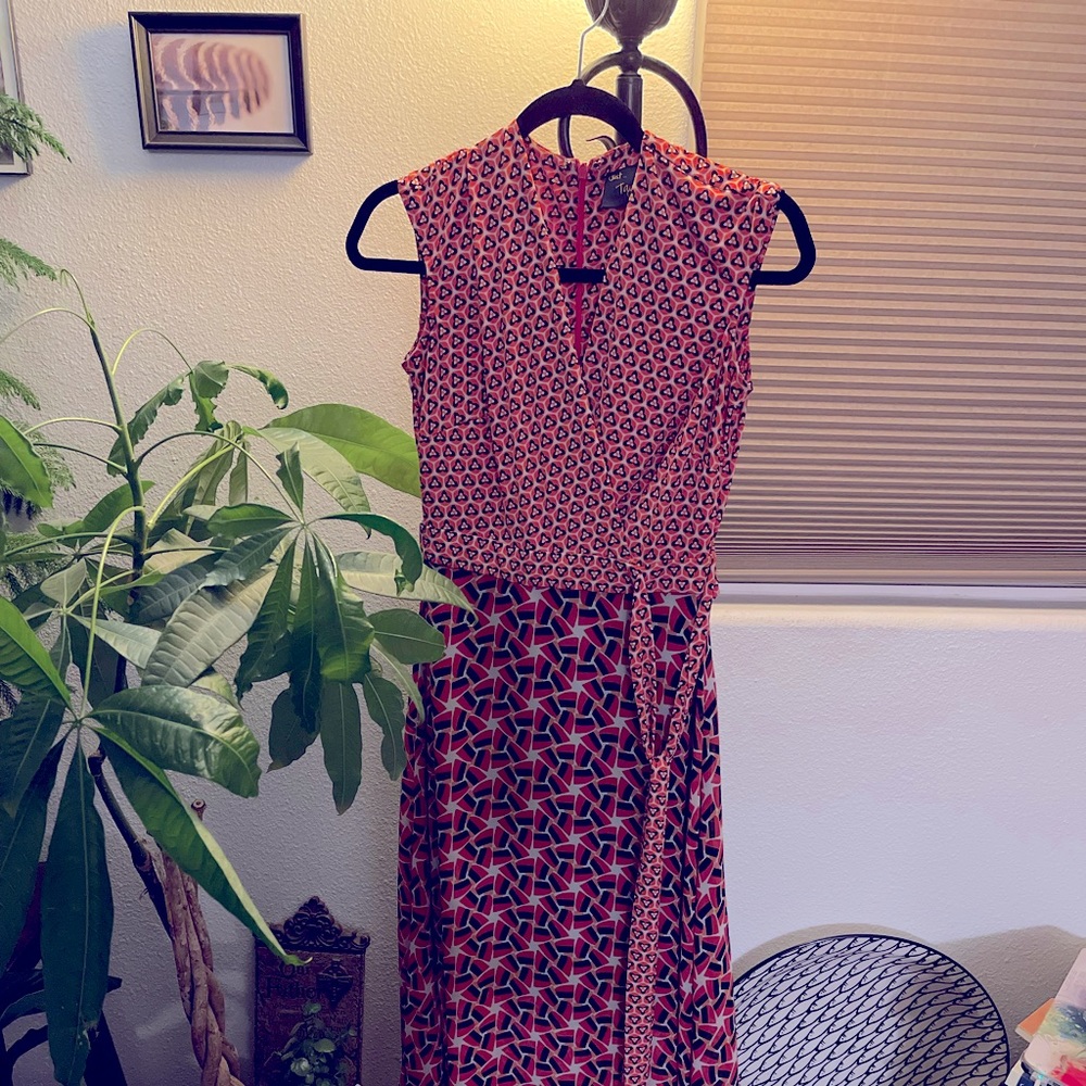Just Taylor Orange pattern dress